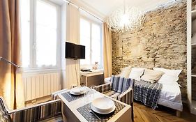 Studio Cosy En Centre Ville Aux Cordeliers Ail
